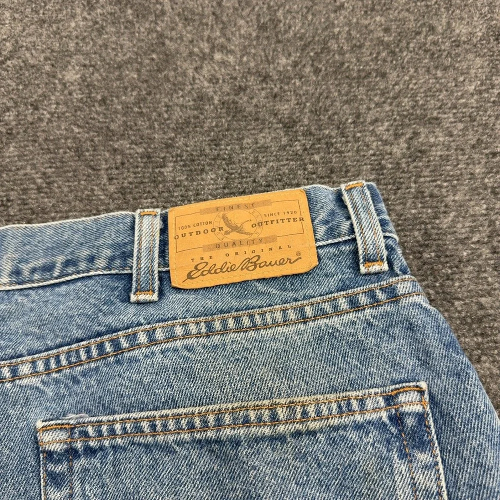 Eddie Bauer Jeans Mens 42x32 Blue Cotton Relaxed Fit Denim Outdoor Casual Style